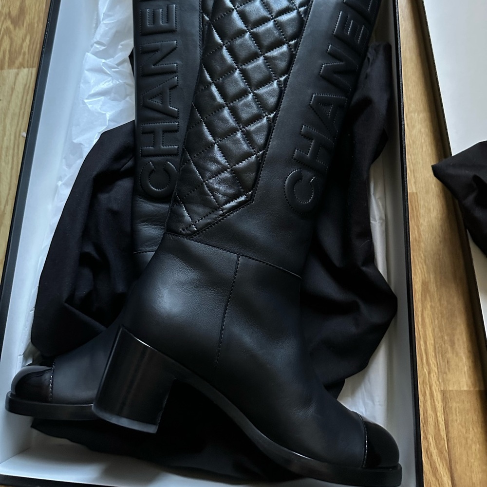 CHANEL 19B Calfskin Leather Signature Logo Knee High Tall Boots Heels